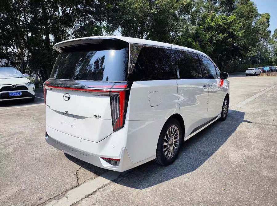 广州长期自驾年租2023年最新款7人座传祺M8大师宗师版商务车出租价格_广州租车用车 首选广州现达汽车租赁公司